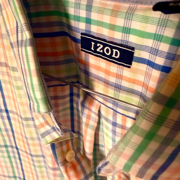 Izod Men's Pastel Plaid Button Down Shirt - Picture 4 of 5